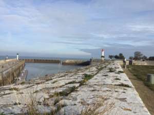 vieux port phare île de ré chambres d'hôtes Eden Ouest La Rochelle